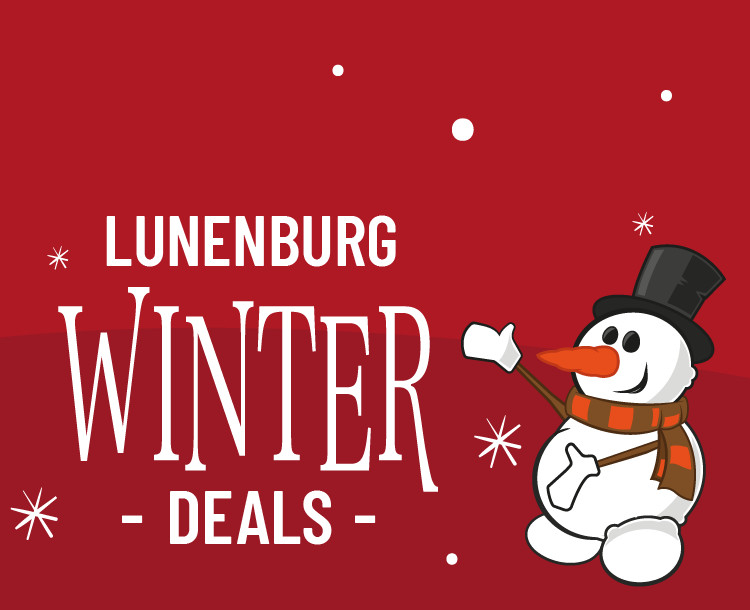Rode achtergrond met tekst "LUNENBURG WINTER DEALS" en een sneeuwpop met hoed en sjaal.